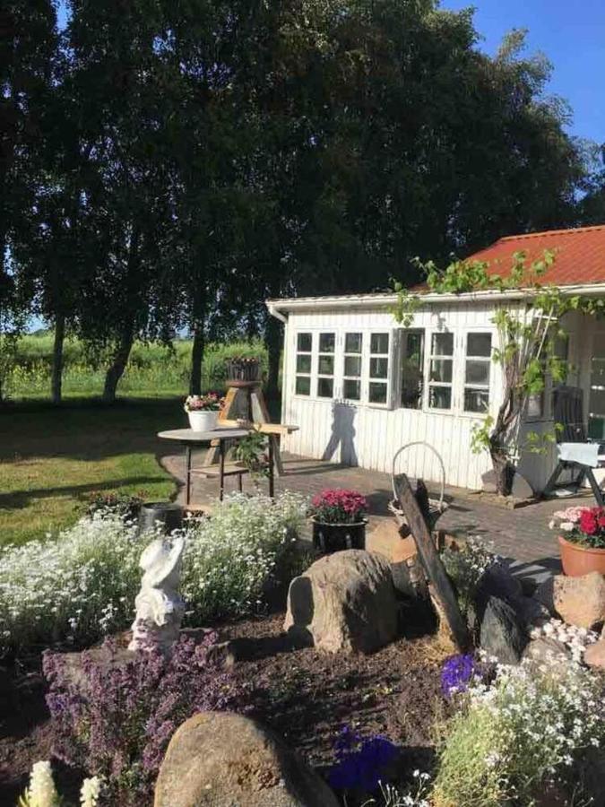 הוילה Idestrup Stunning Romantik Cabin Close To Baltic Sea מראה חיצוני תמונה