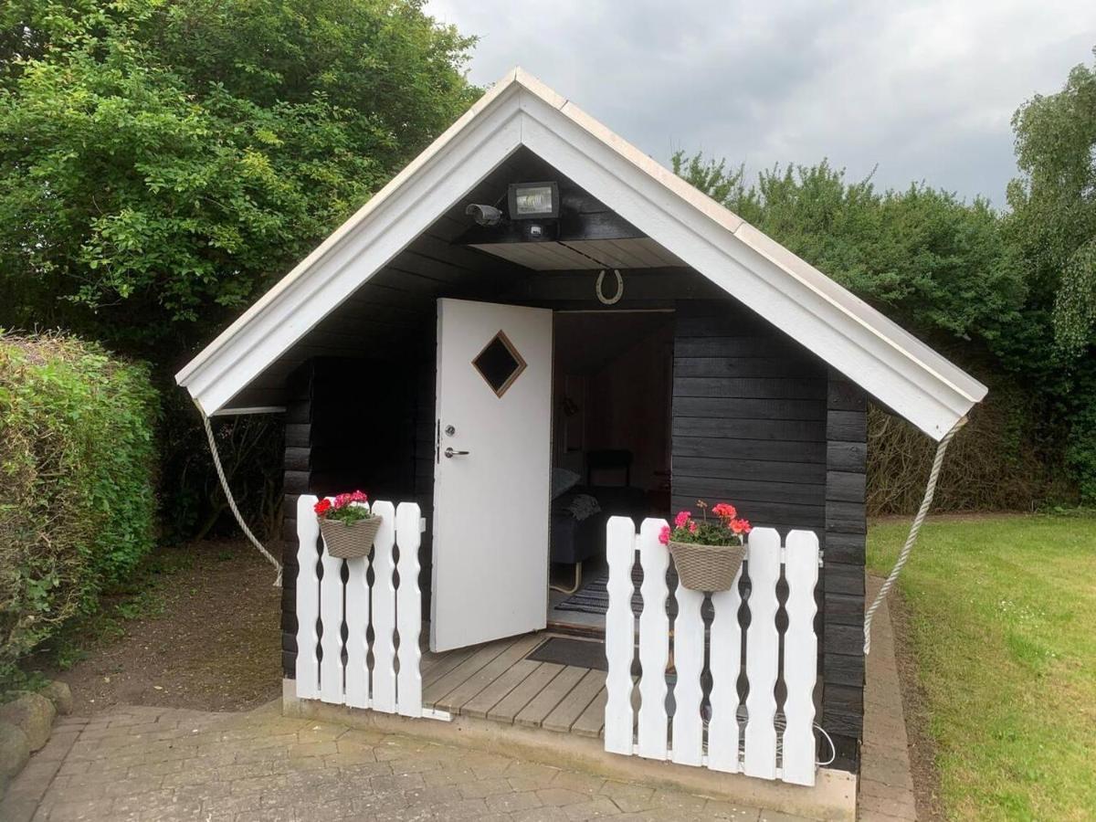 הוילה Idestrup Stunning Romantik Cabin Close To Baltic Sea מראה חיצוני תמונה