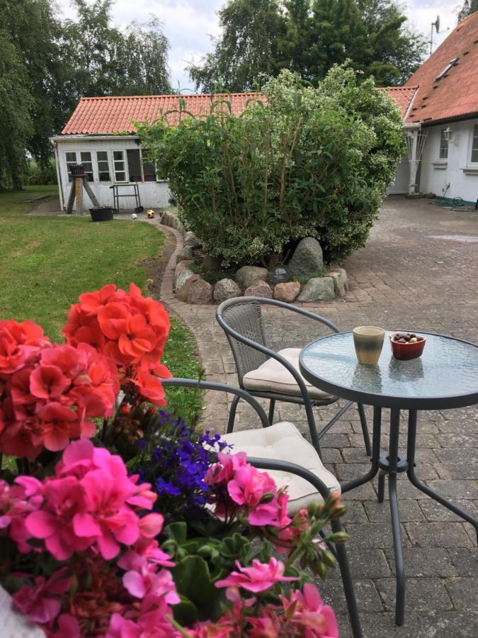 הוילה Idestrup Stunning Romantik Cabin Close To Baltic Sea מראה חיצוני תמונה